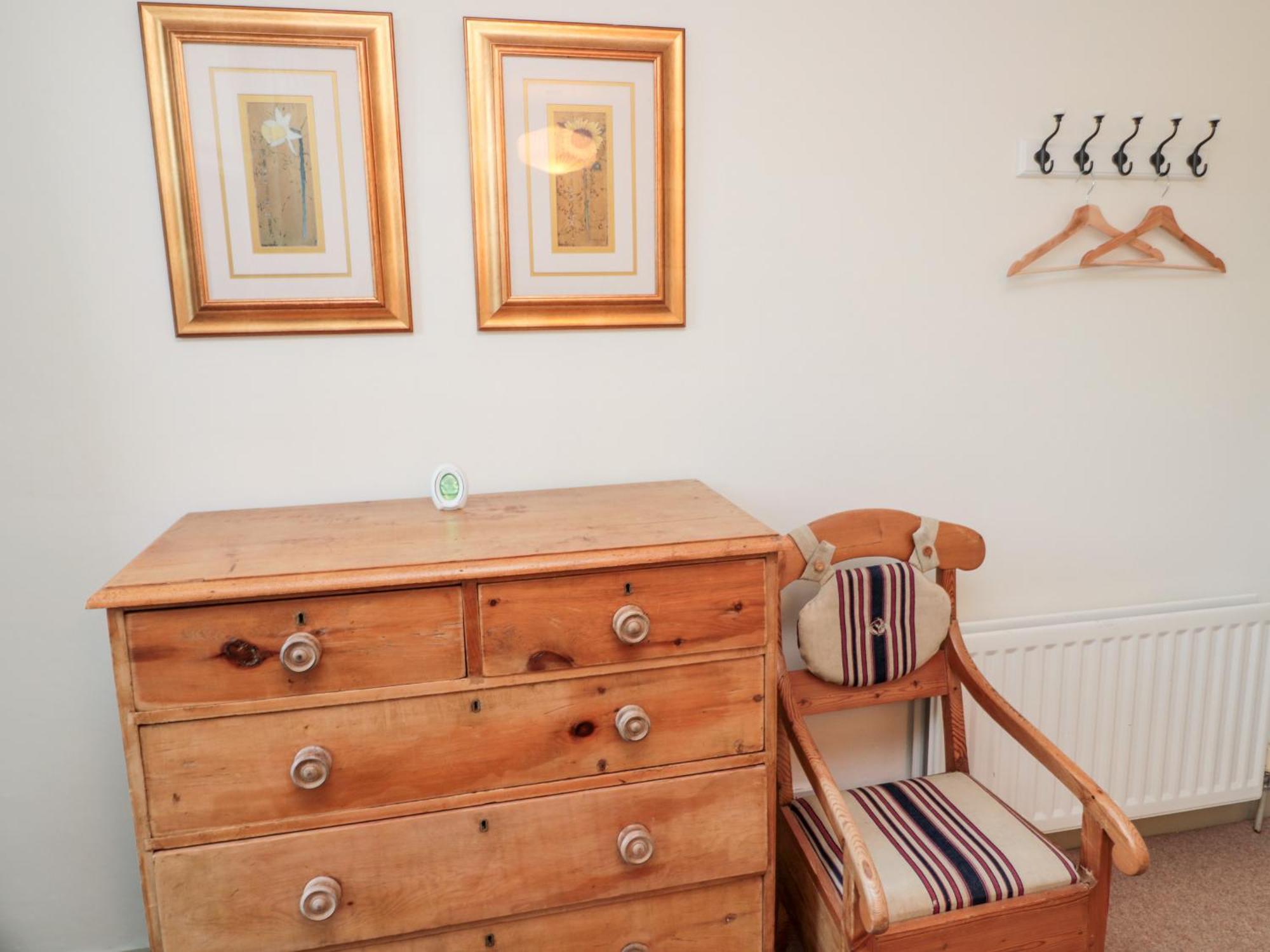 Upper Oakwood Apartment Алнуик Екстериор снимка