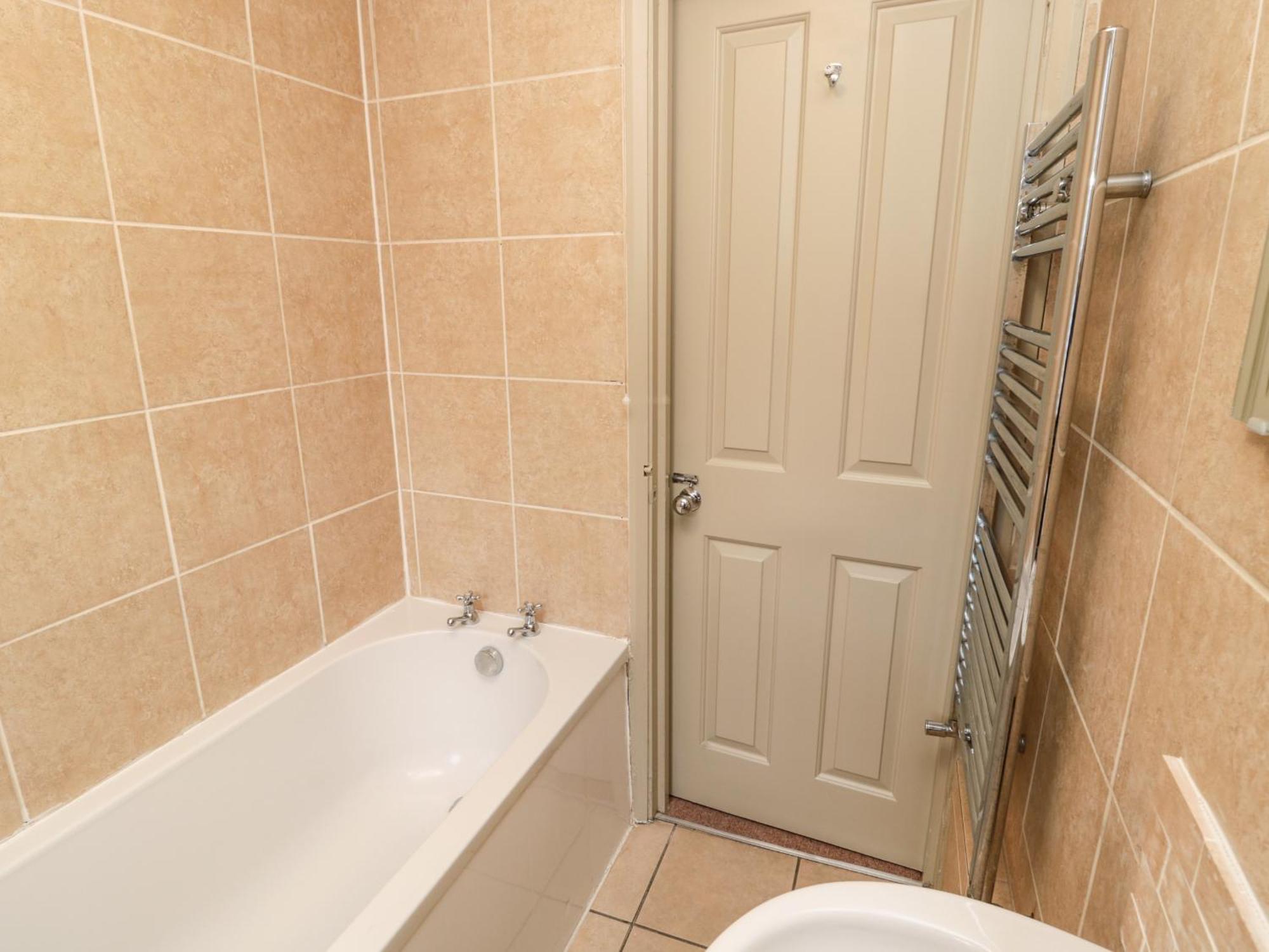Upper Oakwood Apartment Алнуик Екстериор снимка