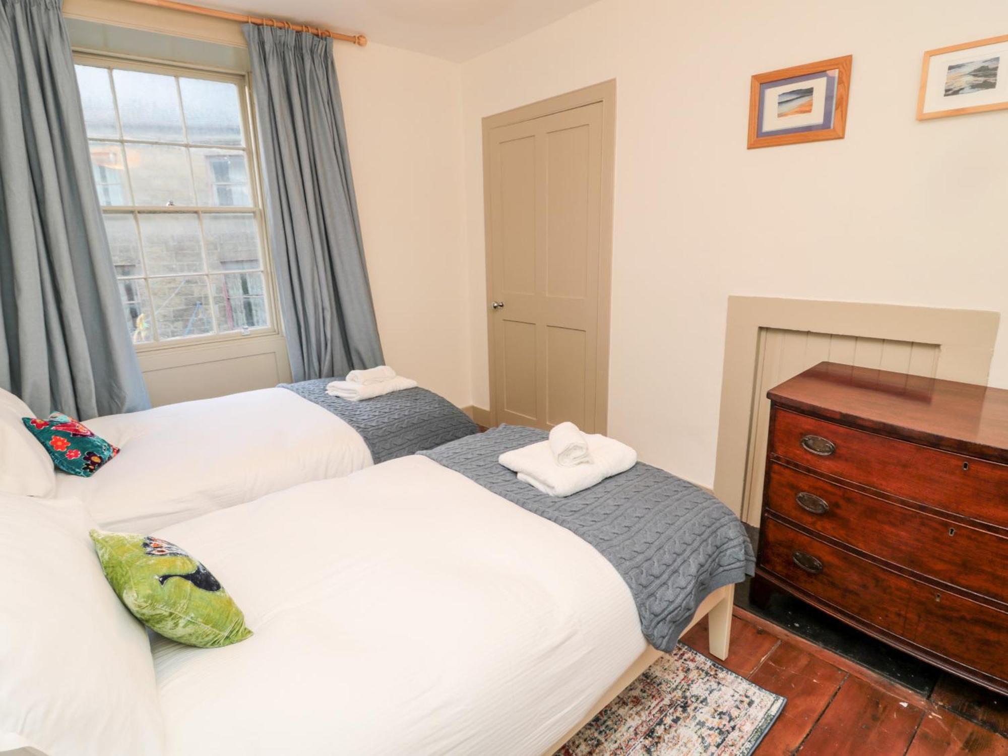 Upper Oakwood Apartment Алнуик Екстериор снимка
